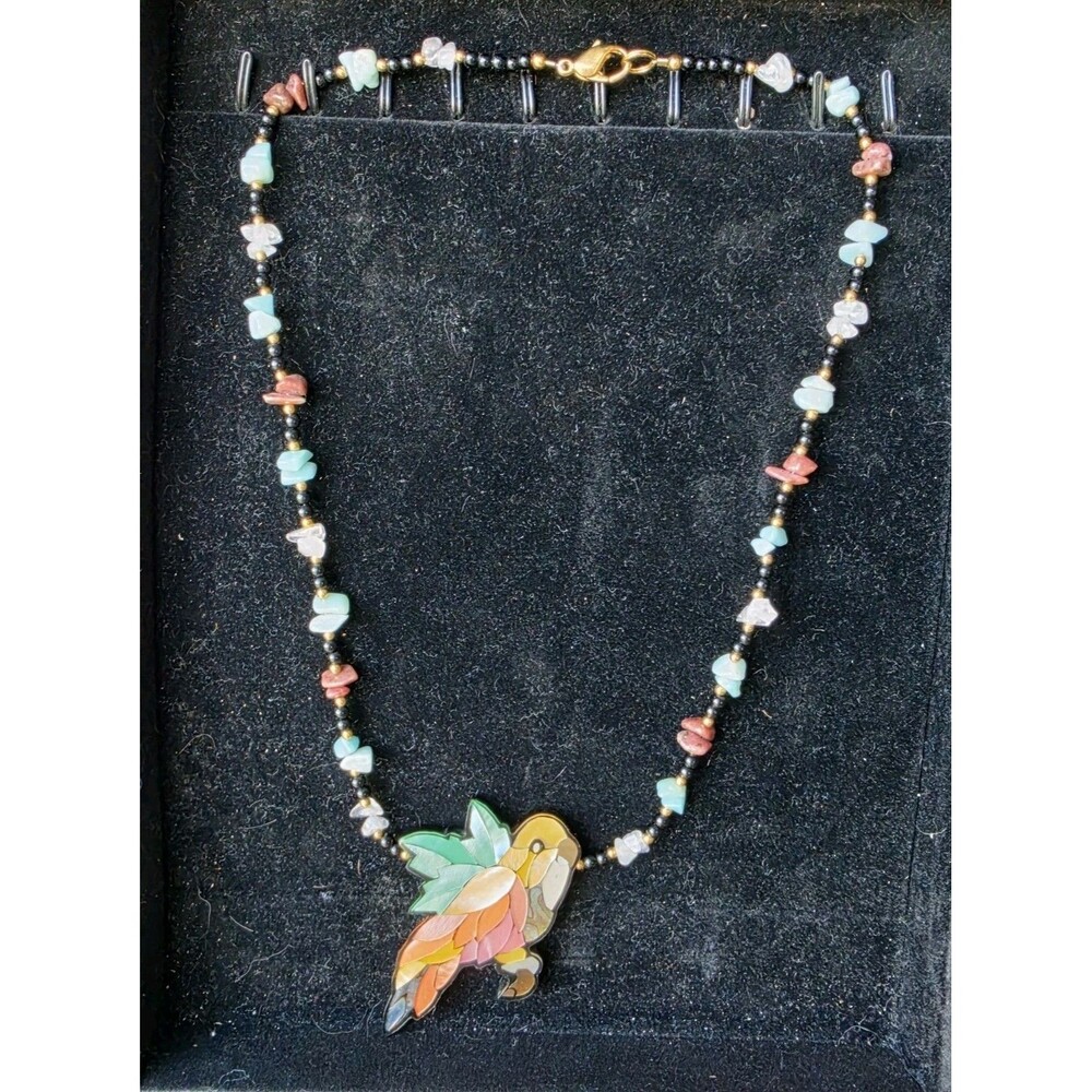 Vintage Lee Sands Natural Stone Inlay Parakeet Necklace Shell Quartz Gems Tropic